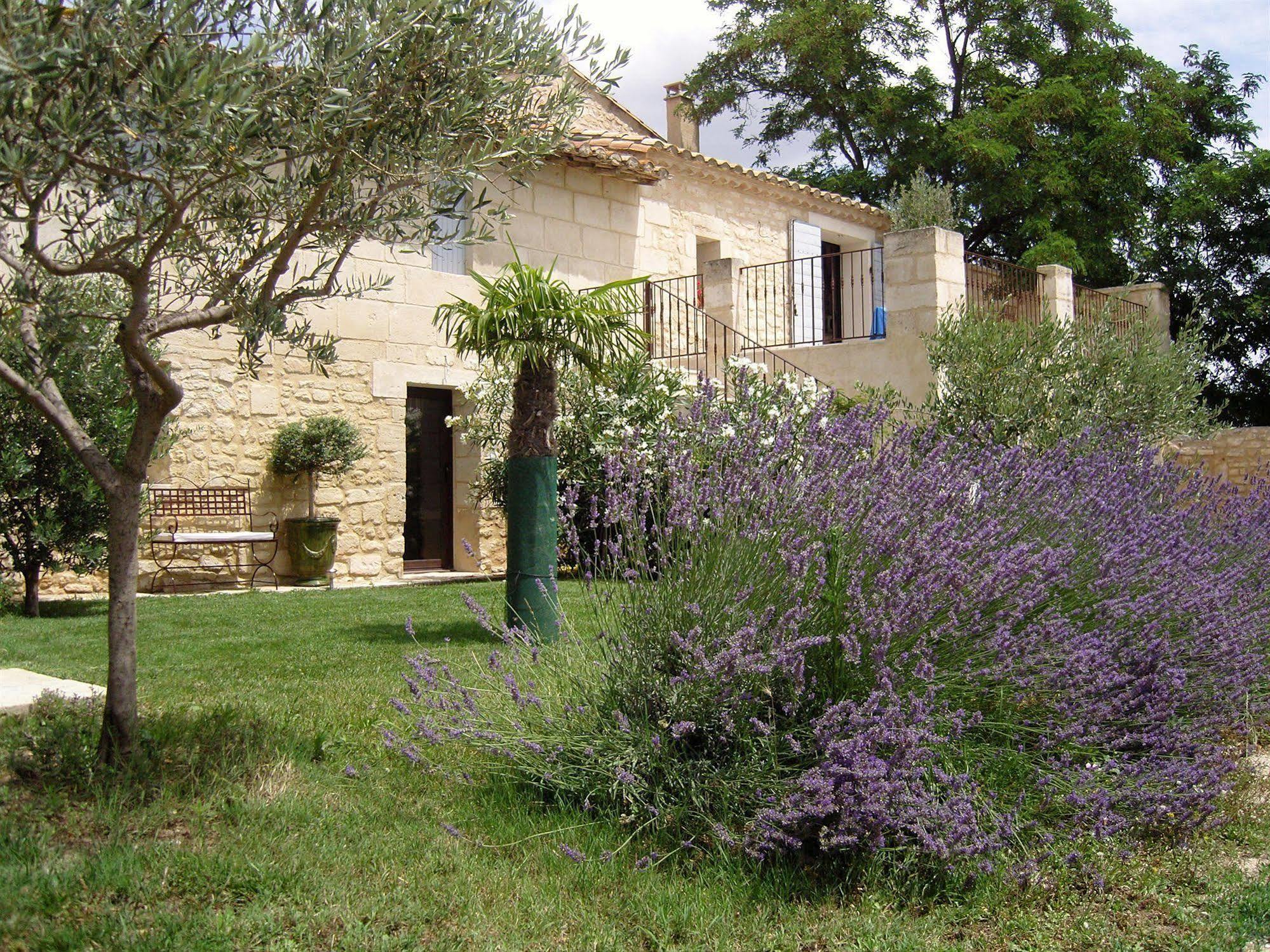 Mas Guiraud, Le Coquet Panzió Beaucaire  Kültér fotó