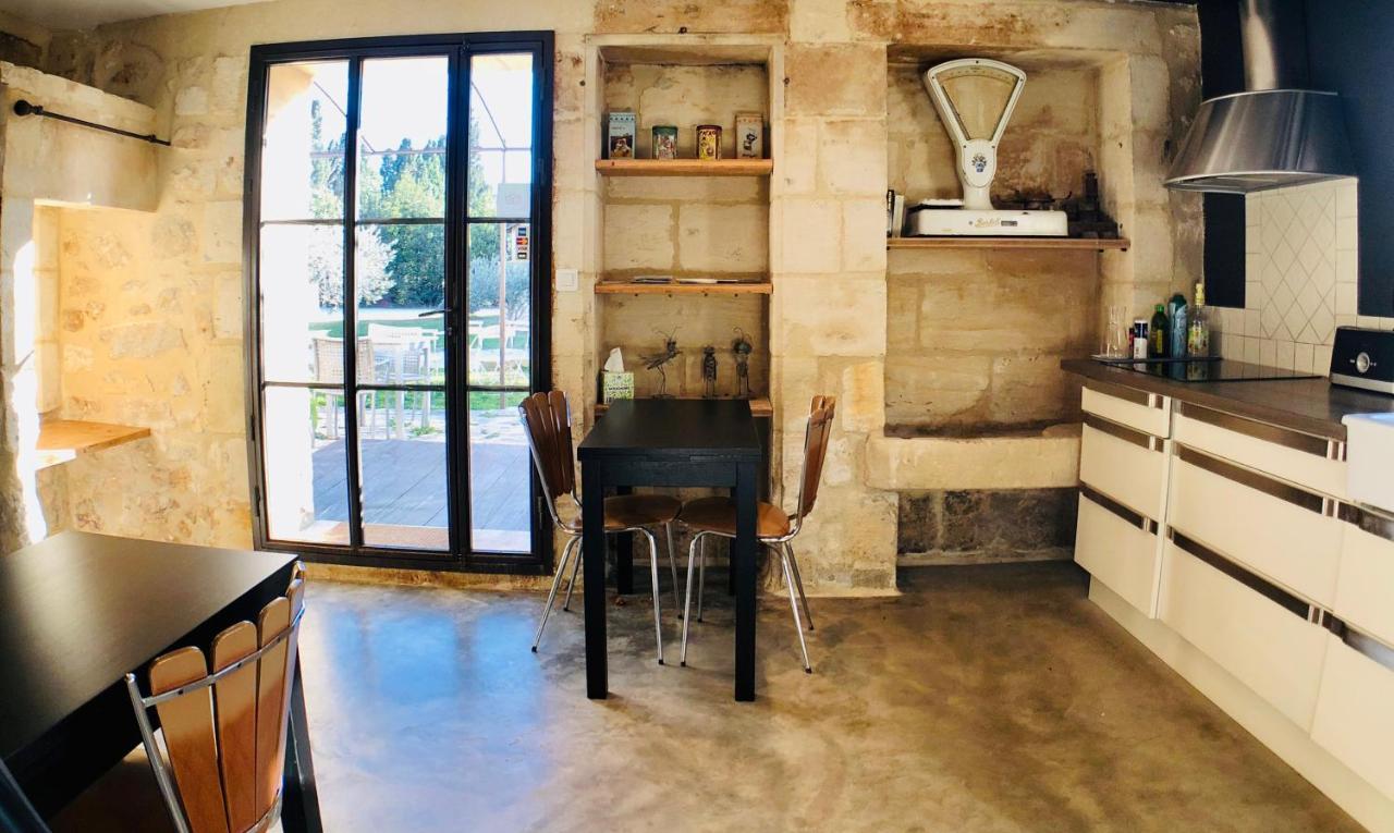 Mas Guiraud, Le Coquet Panzió Beaucaire  Kültér fotó